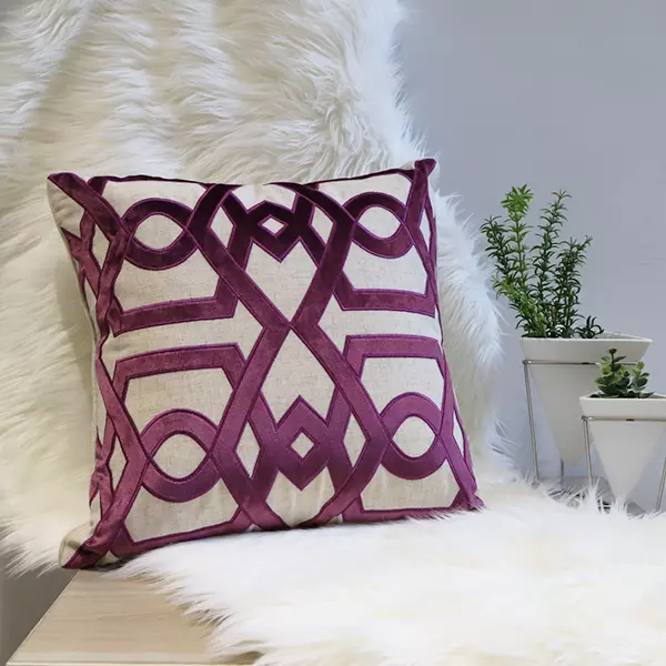 Nova Home Art Handmade Cushion Cover - 45x45 cm - Beige & Purple
