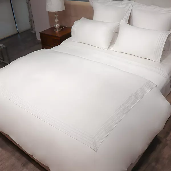 Nova Home Handy Embroidery Duvet Cover Set - 100% Cotton, 400 Thread - King & Super King - 7 Pcs - White
