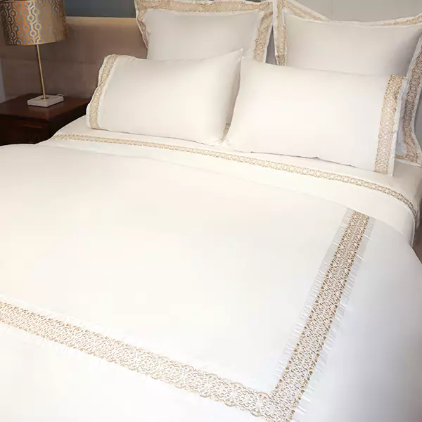 Nova Home Oriental Embroidery Duvet Cover Set - 100% Cotton, 400 Thread - King & Super King - 7 Pcs - White & Gold