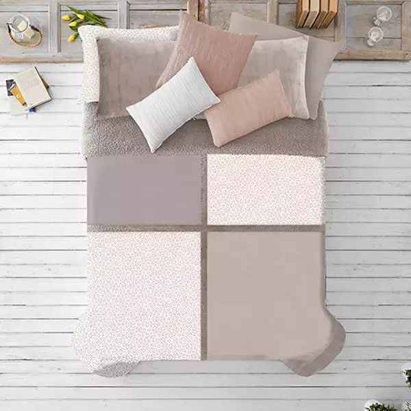 Manterol Doko Velvet Winter Comforter Set - King & Super King - 6 Pcs - Beige