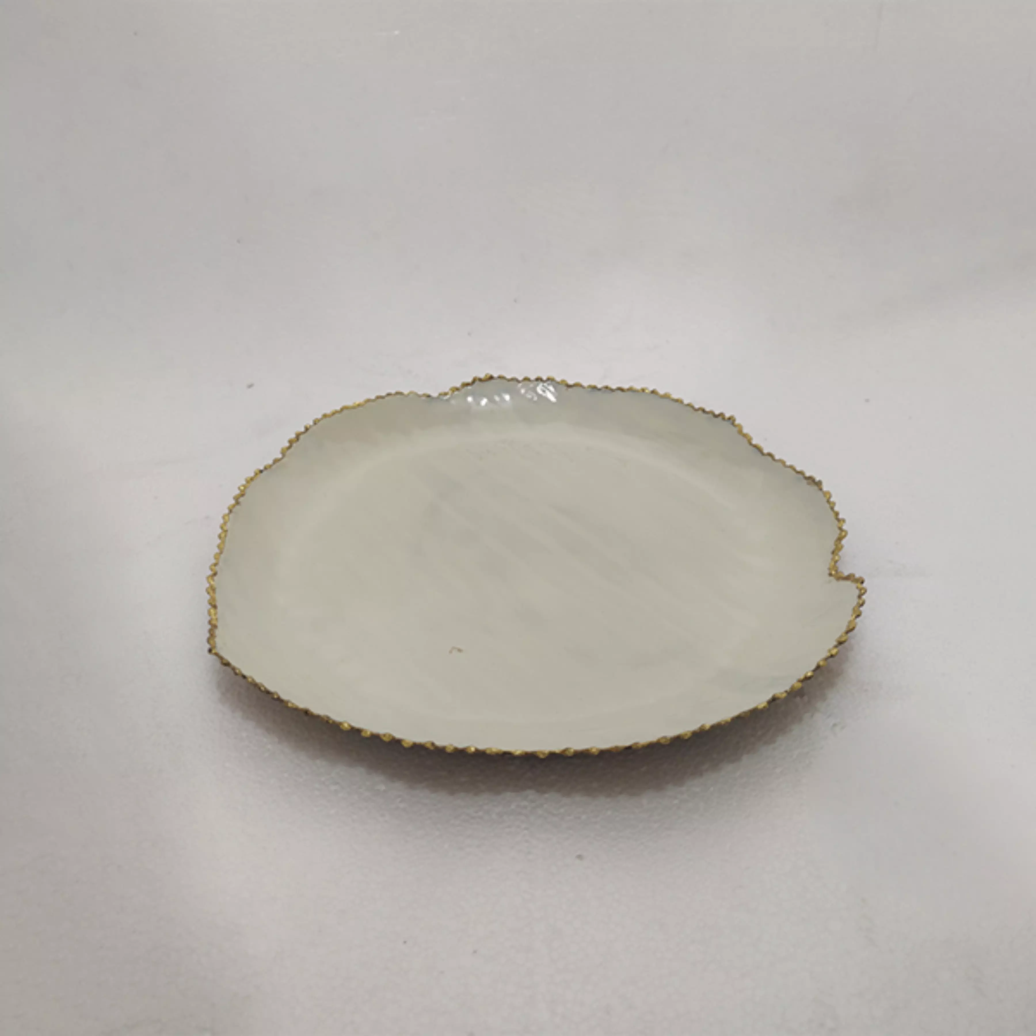 Weva Timeless Metal Plate - Medium - Cream