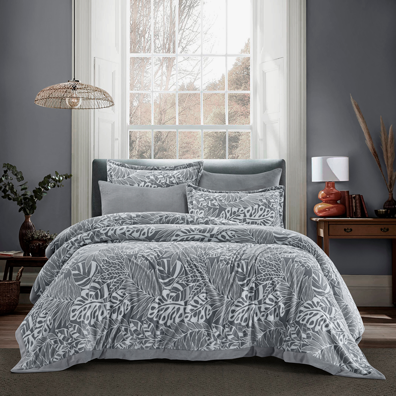 Nova Home Zante Winter Jacquard Flannel Comforter Set - 6 Pcs - King/Super King - Grey