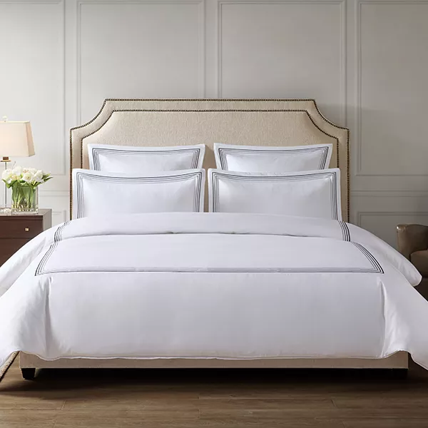 Nova Home Cruise Duvet Cover Set - 100% Cotton, 600 Thread Count - Queen - White & Grey