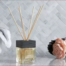 Ambientair Diffuser Lacrosse 200 ml - Sandalwood & Bergamot product thumbnail 2
