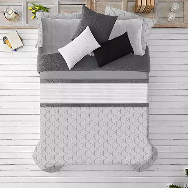 Manterol Doko Velvet Winter Comforter Set - King & Super King - 6 Pcs - Grey product thumbnail 3
