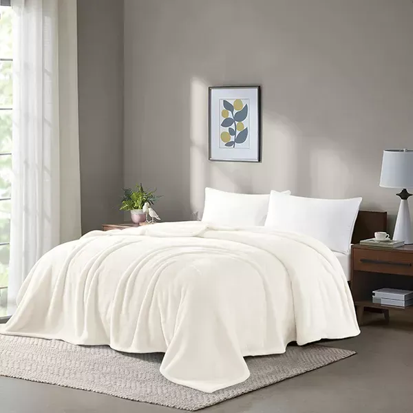 Nova Home Silky Blanket - White (Available in Sizes) product thumbnail 5