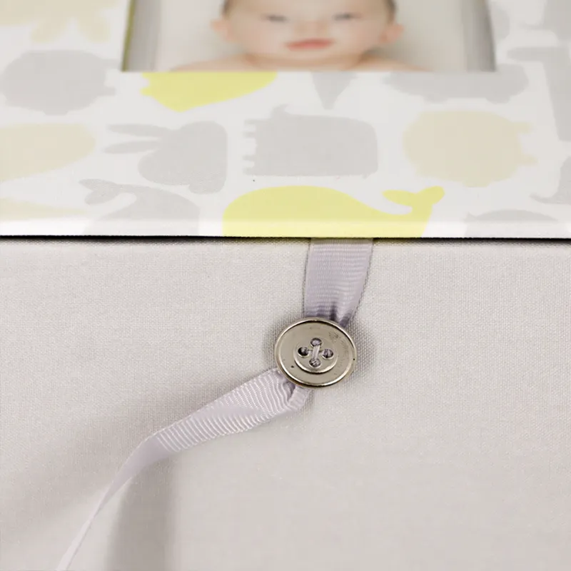 Pearhead "Signature Line" Baby Memory Box - Grey product thumbnail 4
