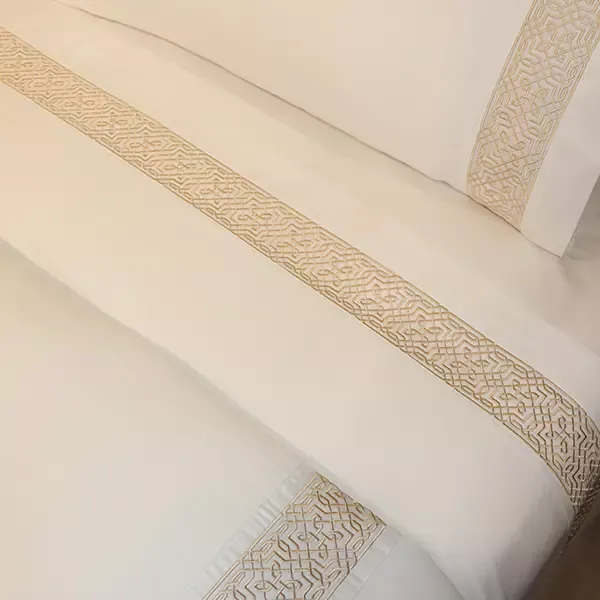 Nova Home Lounge Embroidery Duvet Cover Set - 100% Cotton, 400 Thread - King & Super King - 7 Pcs - White & Gold product thumbnail 15