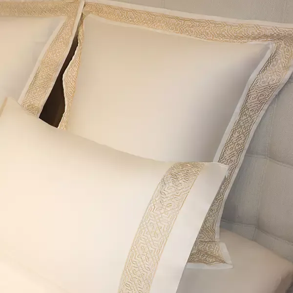 Nova Home Lounge Embroidery Duvet Cover Set - 100% Cotton, 400 Thread - King & Super King - 7 Pcs - White & Gold product thumbnail 16