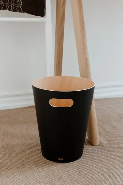 Umbra Woodrow Can - Black product thumbnail 7
