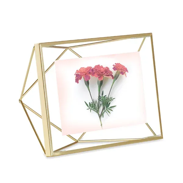 Umbra Prisma Photo Frame - 10.2x15.2 cm - Brass product thumbnail 3