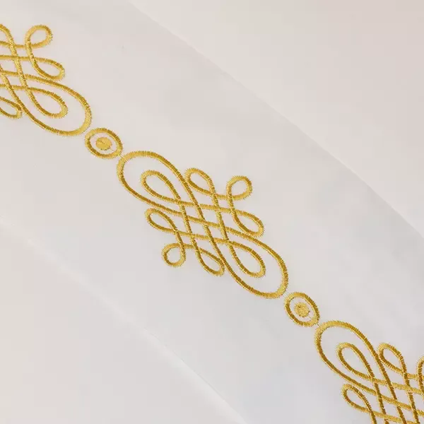 Nova Home RUBY Embroidery Duvet Cover Set - 100% Cotton, 400 Thread - King & Super King - 7 Pcs - White & Gold product thumbnail 11