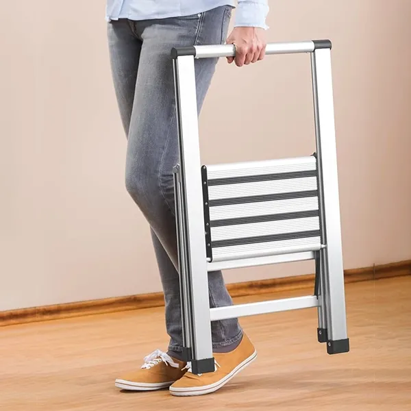 Wenko Alu-Design Stepladder - 2 Step - Silver product thumbnail 3