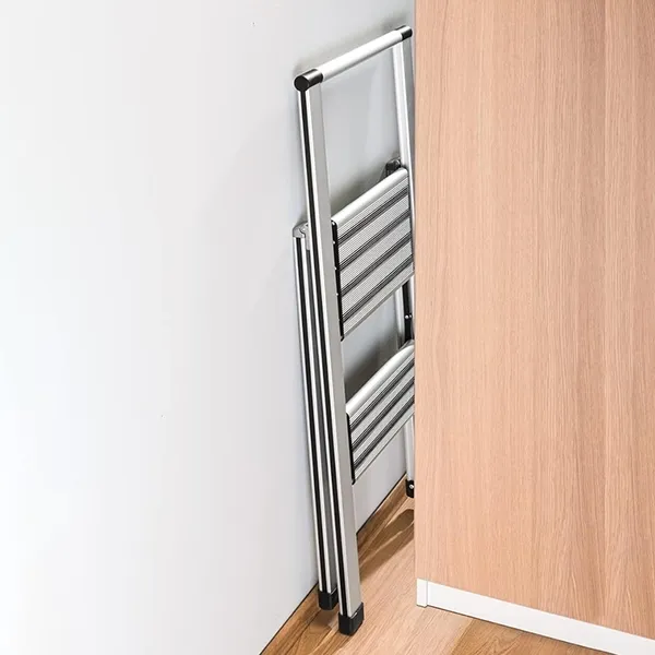 Wenko Alu-Design Stepladder - 2 Step - Silver product thumbnail 4