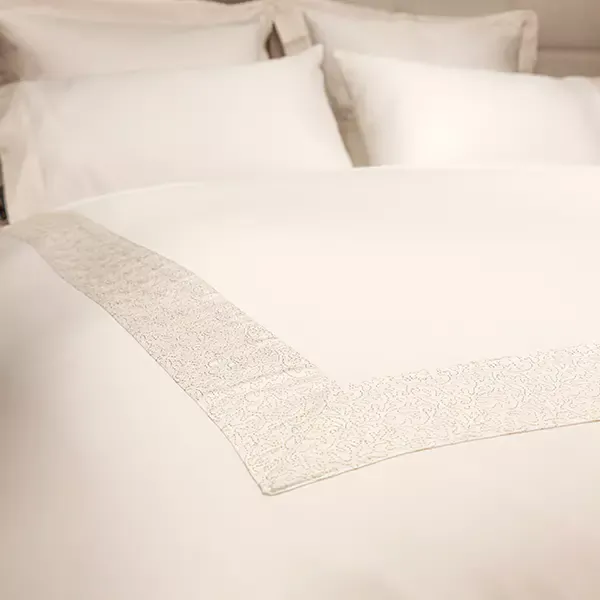 Nova Home Mesh Embroidery Duvet Cover Set - 100% Cotton, 400 Thread - King & Super King - 7 Pcs - White & Gold product thumbnail 6