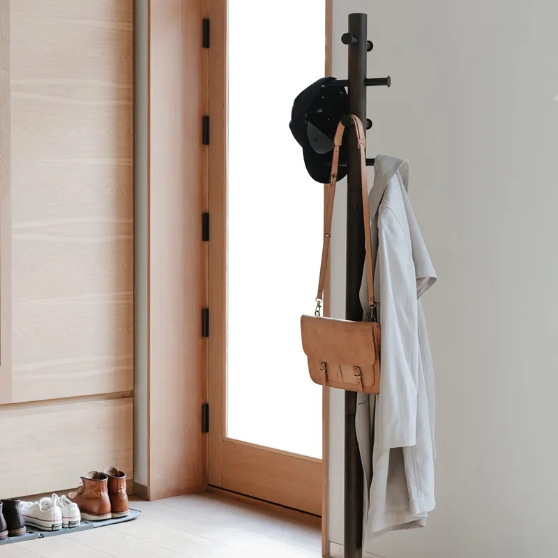 Umbra Pillar 8 Hooks Coat Rack – Black/Walnut product thumbnail 4