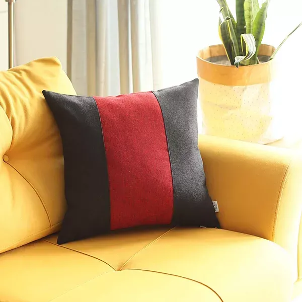 Nova Home Boho Chic Jacquard Cushion Cover - 45x45 cm - Black & Red product thumbnail 2