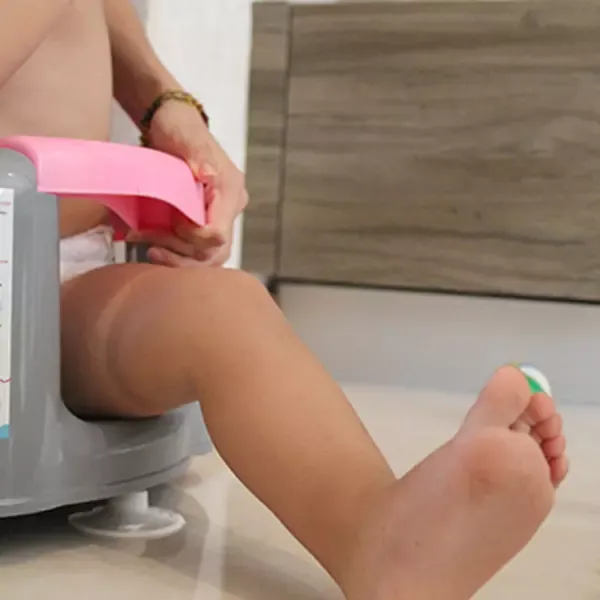 Babyjem Baby Bathing & Feeding Seat - Pink product thumbnail 5