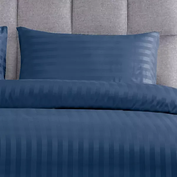 Nova Home "UltraStripe" Hotel Style Duvet Cover Set - Navy (Available in Sizes) product thumbnail 4