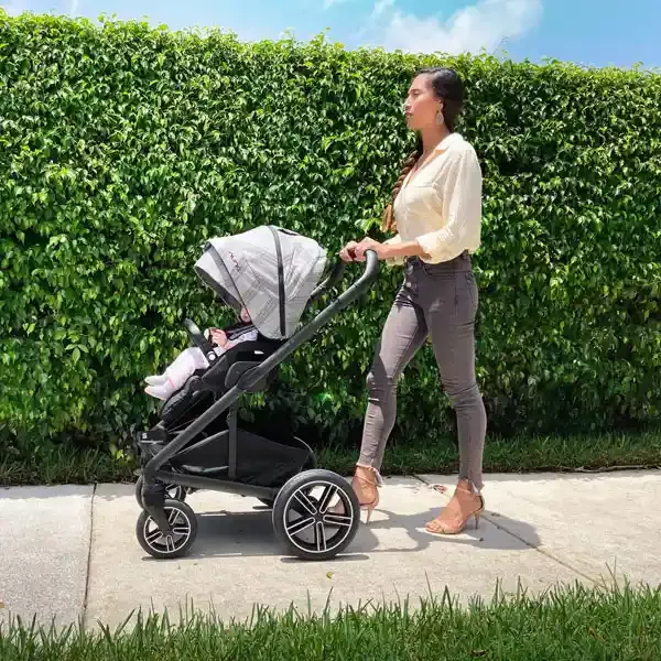 Nuna Triv Stroller - Ellis - Grey product thumbnail 3