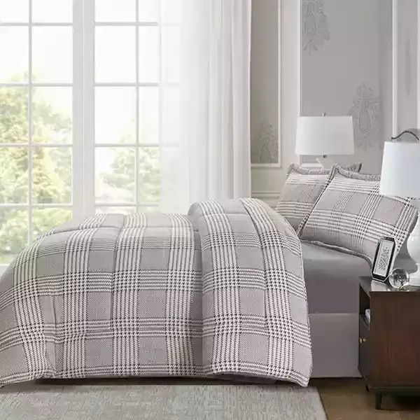Nova Home Sketch Winter Printed Flannel Comforter Set - King & Super King - 4 Pcs - Grey product thumbnail 2