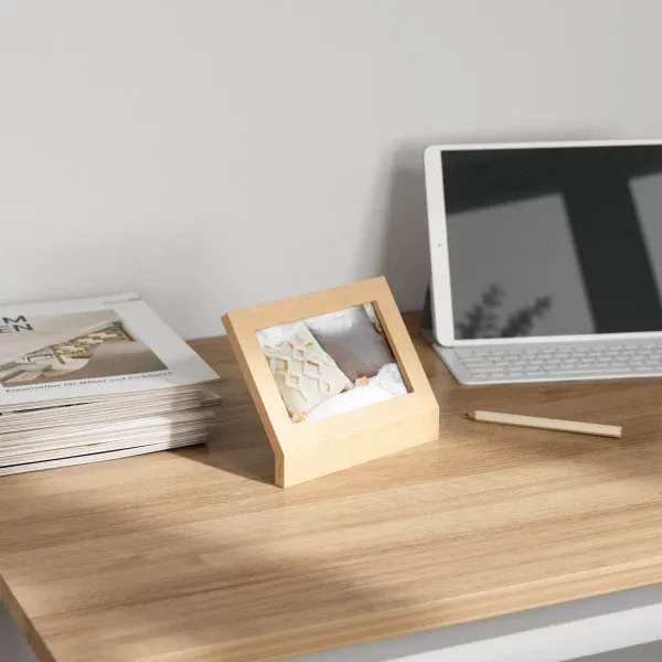 Umbra "Podium" Photo Frame - Wood - 10x15 cm - Natural product thumbnail 3