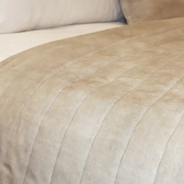 Nova Home Darcy Bed Runner - Beige product thumbnail 3