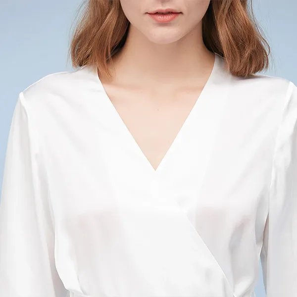 Lilysilk Plain Robe - Ivory product thumbnail 6
