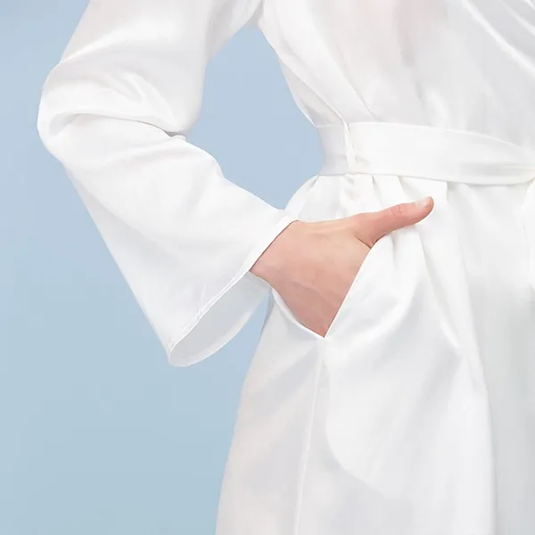 Lilysilk Plain Robe - Large - Ivory product thumbnail 4