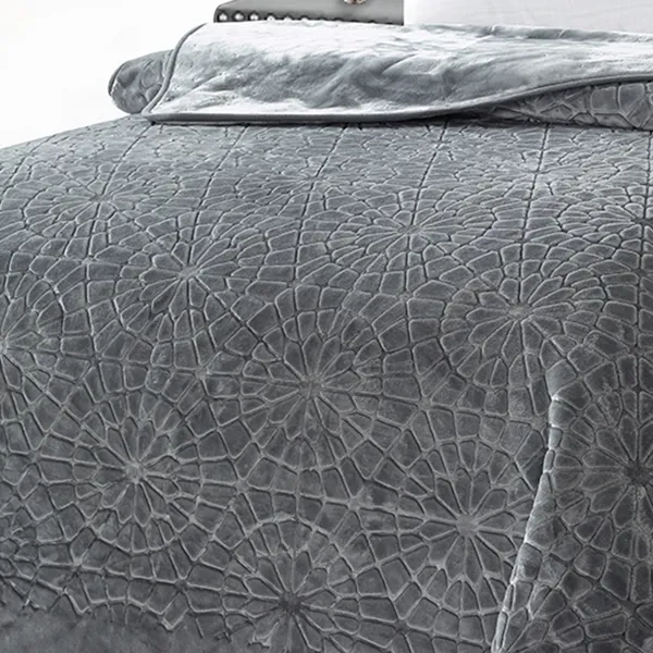Nova Home Lynx Engraved Blanket - King & Super King - Grey product thumbnail 3