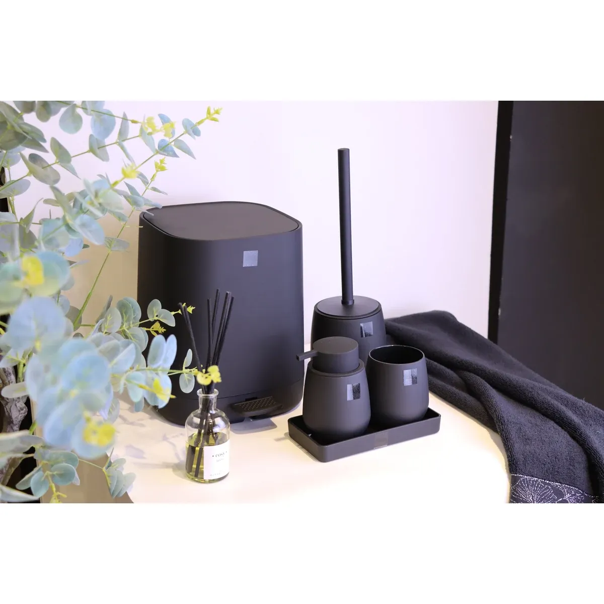 Weva Vibe Dust Bin - 5L - Black product thumbnail 2
