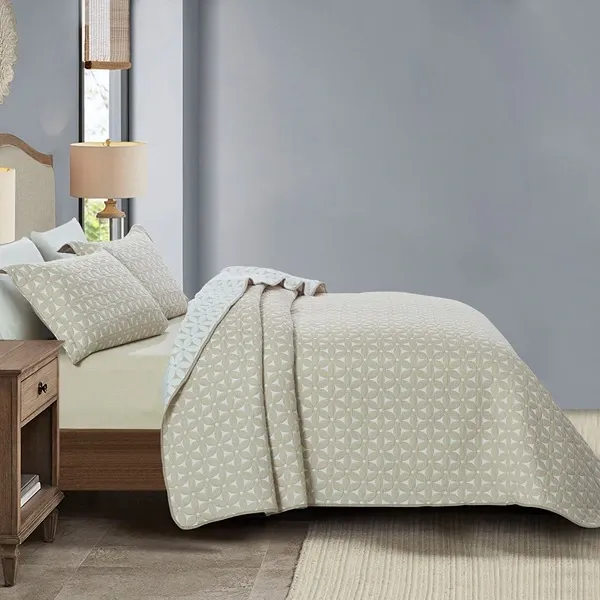 Nova Home Rosetex Poly Cotton Jaquard Reversible Bed Spread Set - 3Pcs - King & Super King - Beige product thumbnail 3