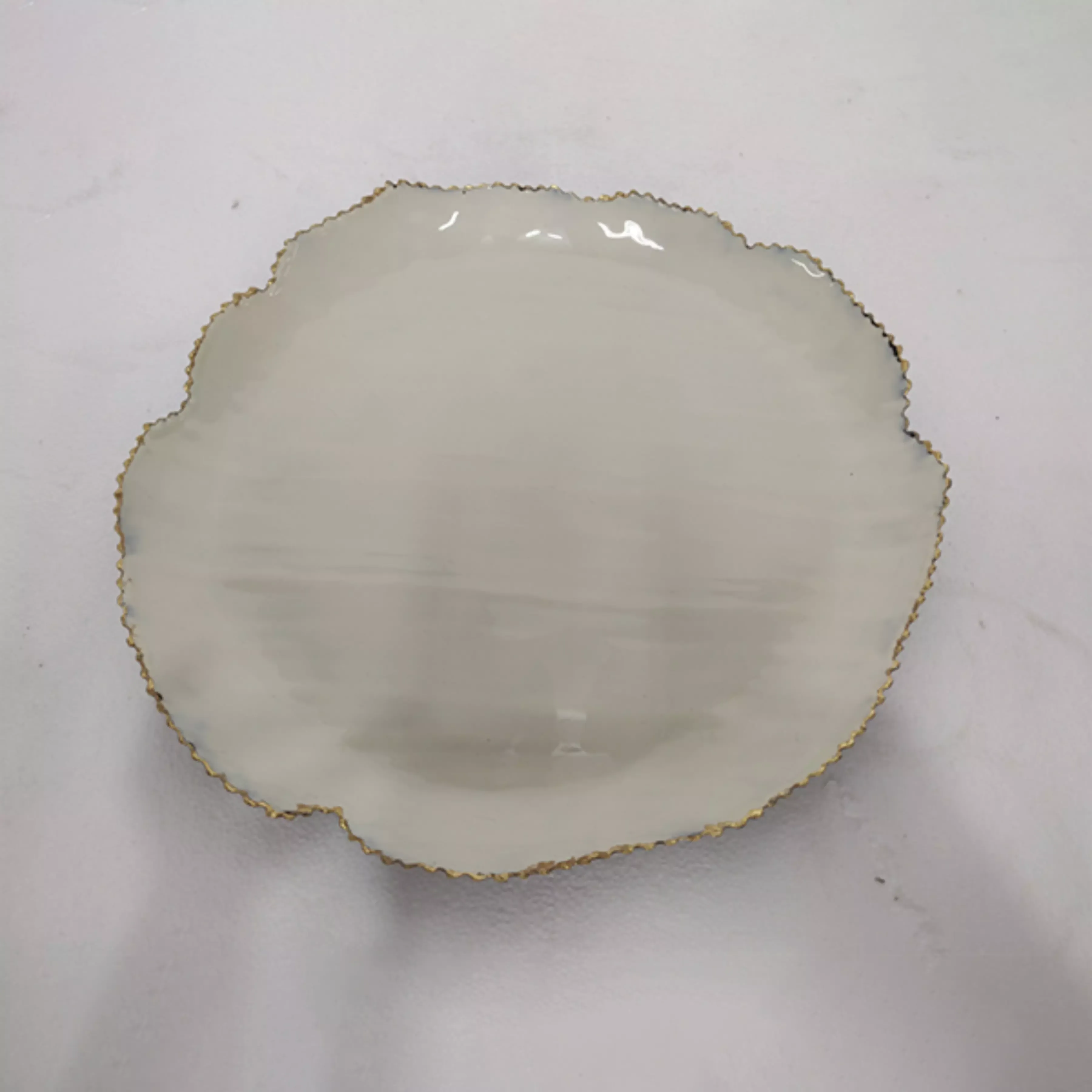 Weva Timeless Metal Plate - Large - Cream product thumbnail 4