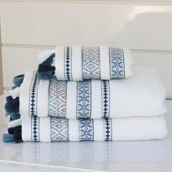 Nova Home Echo Jacquard Embroidered Towel - 100% Cotton - 50x90 Cm - White product thumbnail 2