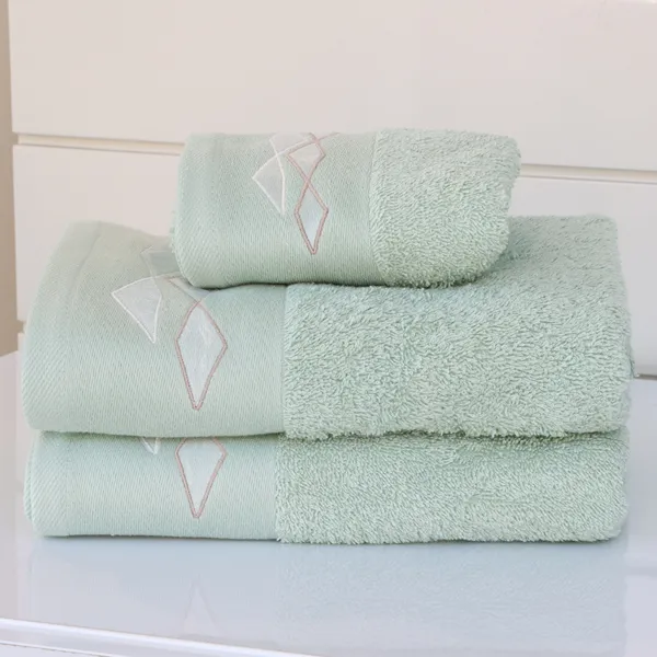 Nova Home Celine Towel with Satin Details - 100% Cotton - Light Green (Available In Sizes) product thumbnail 2