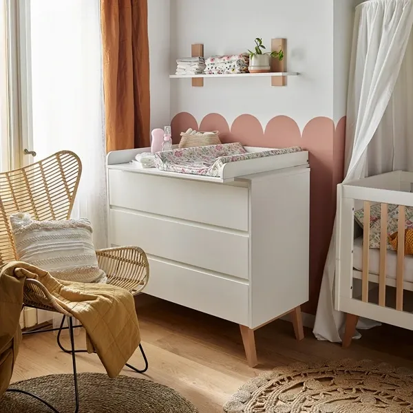 Pinio Swing Chest Of Drawers - 3 Drawers with Changing Table - White product thumbnail 3