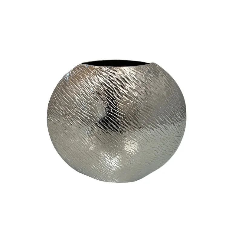 Weva Small Nickel Ribbed Hammered Round Vase "Trend Nest" product thumbnail 4