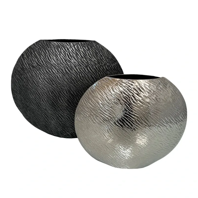 Weva Medium Nickel Ribbed Hammered Washed Round Vase "Trend Nest" product thumbnail 2
