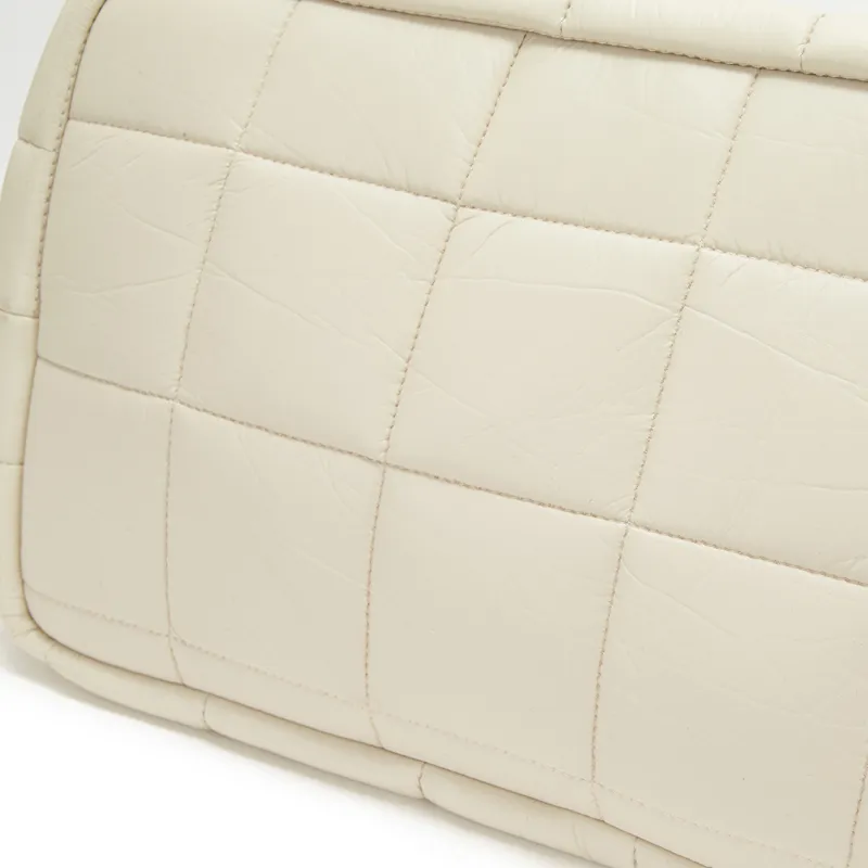 Pelicare Breath Large Tote Diaper Bag - Ivory product thumbnail 7