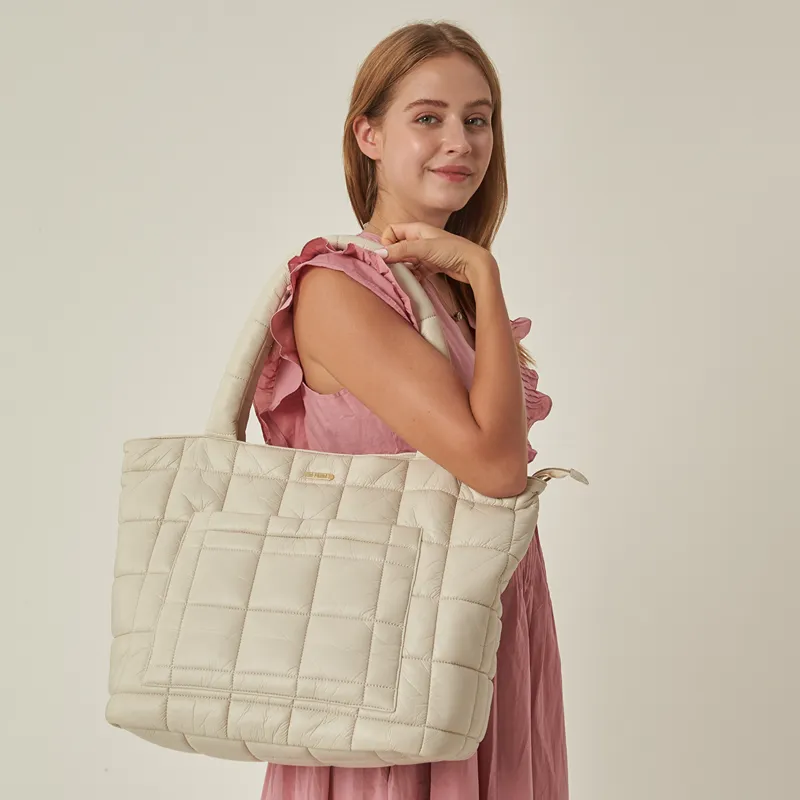 Pelicare Breath Large Tote Diaper Bag - Ivory product thumbnail 12