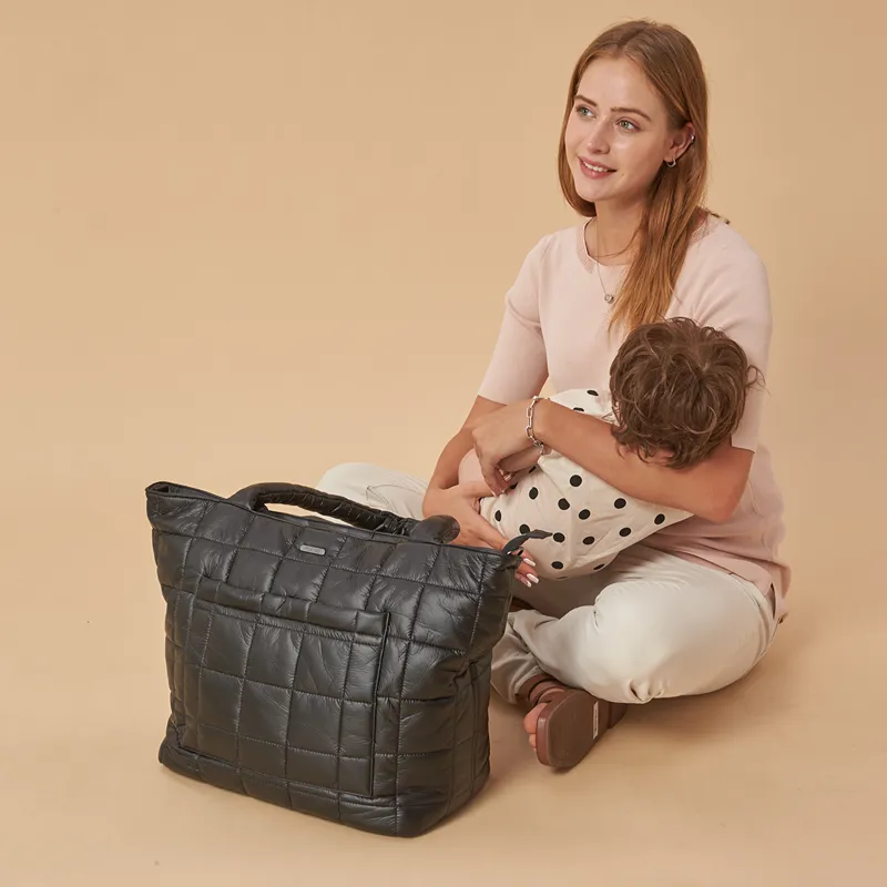 Pelicare Breath Large Tote Diaper Bag - Black product thumbnail 12