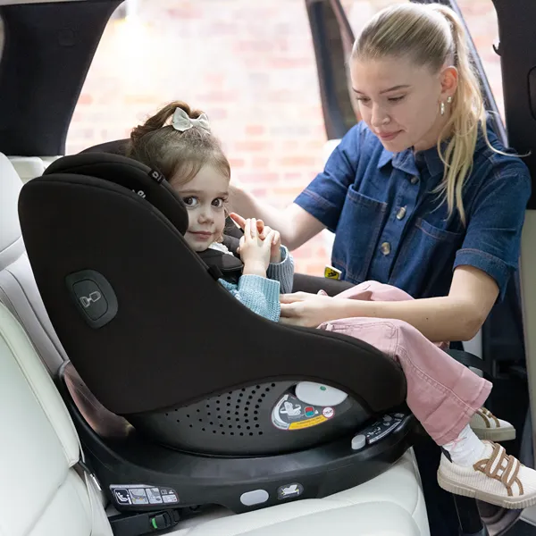 Joie i-Pivot™ 360 Car Seat – Shale | Birth to 6 Years product thumbnail 9