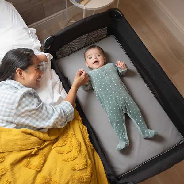 Joie Kubbie Sleep Compact Travel Cot - Shale product thumbnail 3