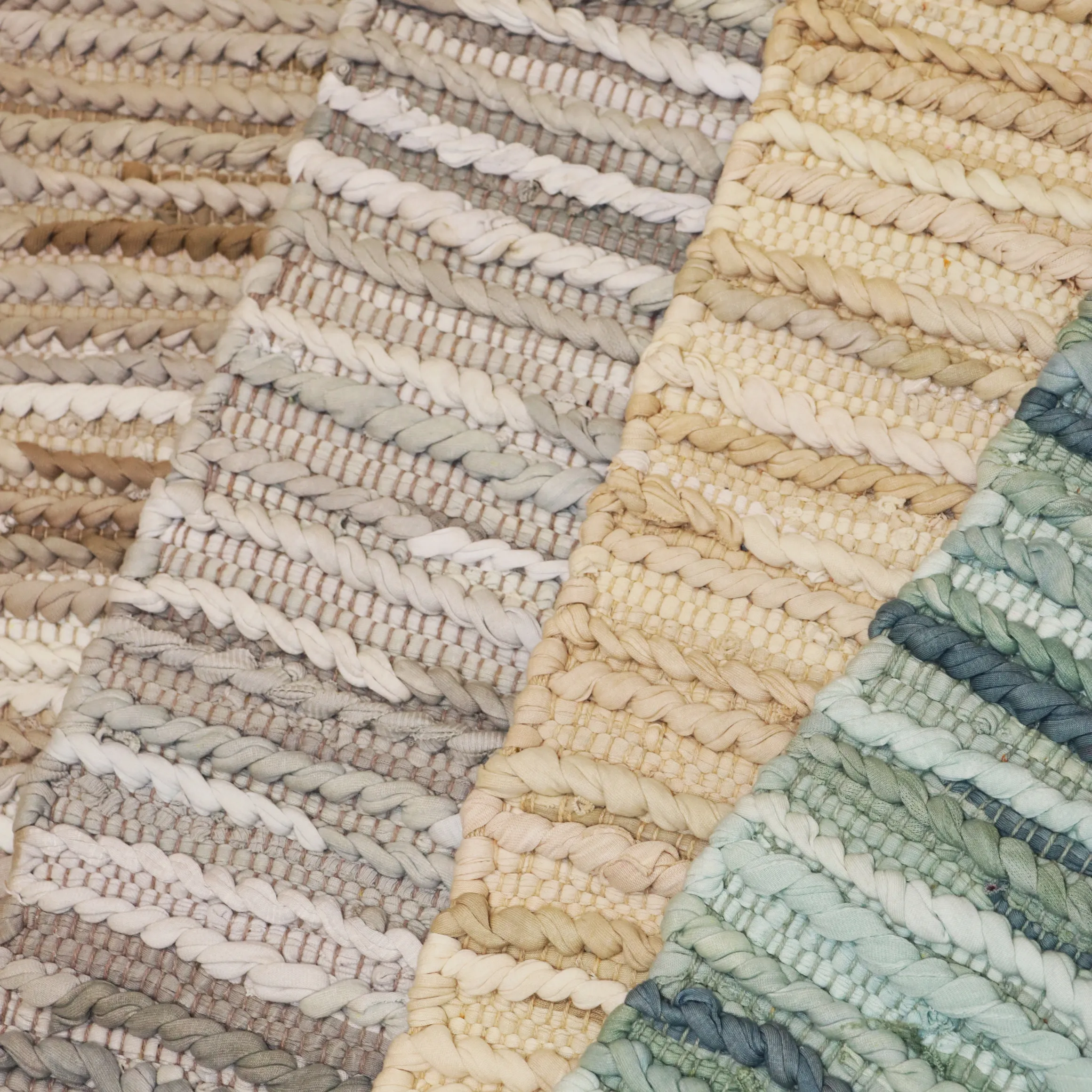 Nova Home "Ravine" Handwoven Cotton Accent Rug – Grey (Available In Sizes) product thumbnail 4