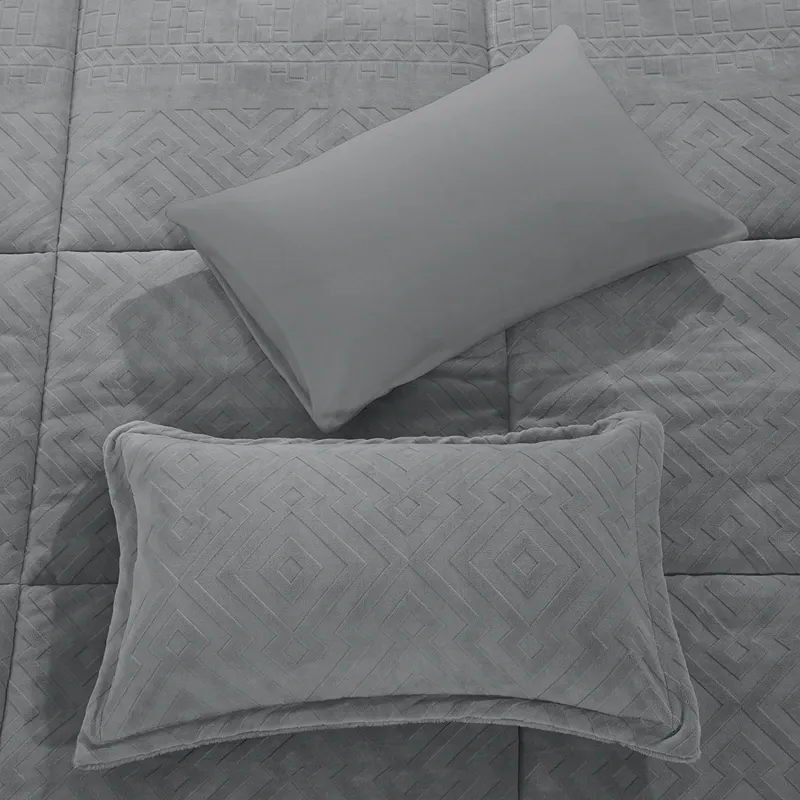 Nova Home Froska Winter Embossed Flannel Comforter Set with Soft Fur Backing - King/Super King - Grey product thumbnail 6