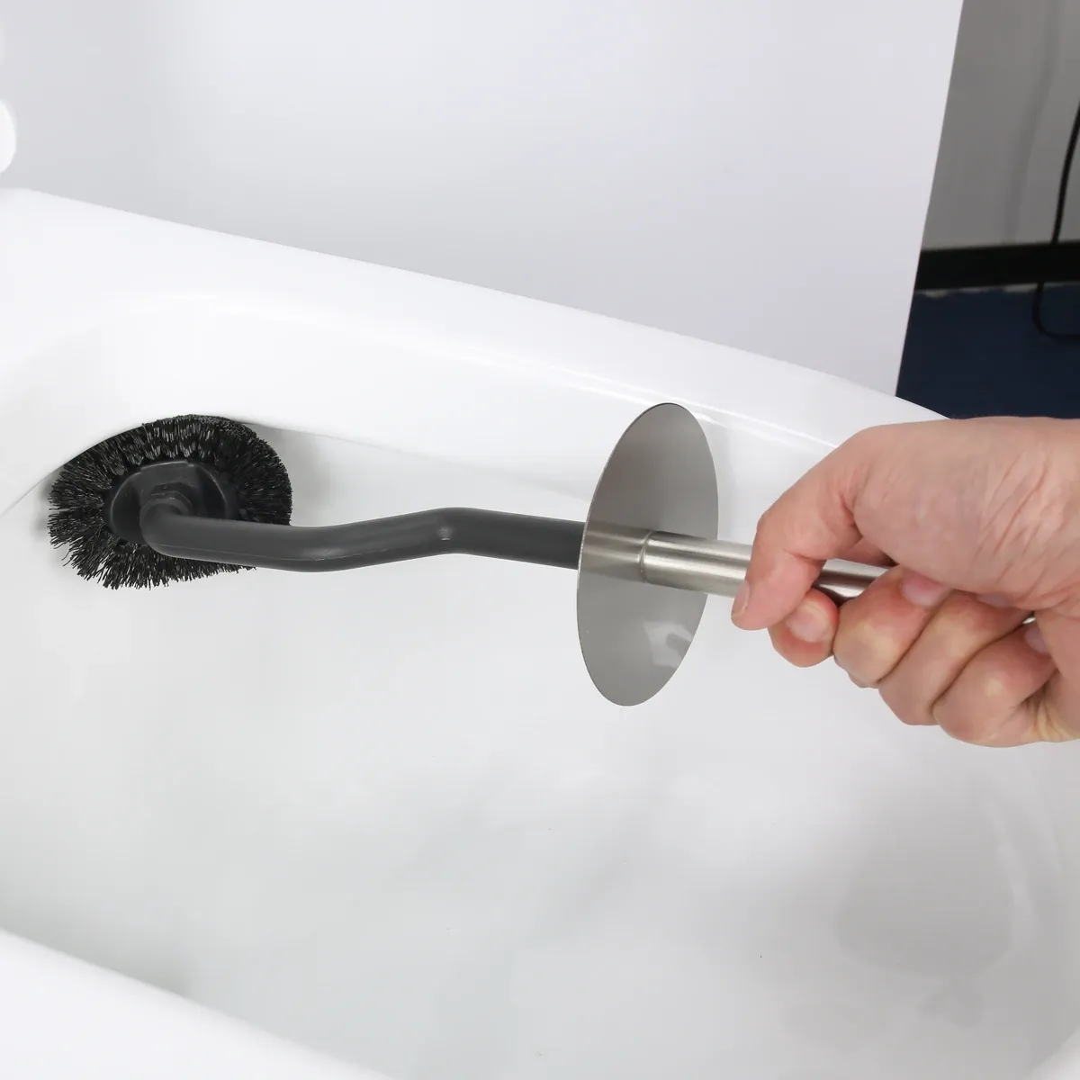 Weva Vesta Toilet Brush Holder – Black product thumbnail 6
