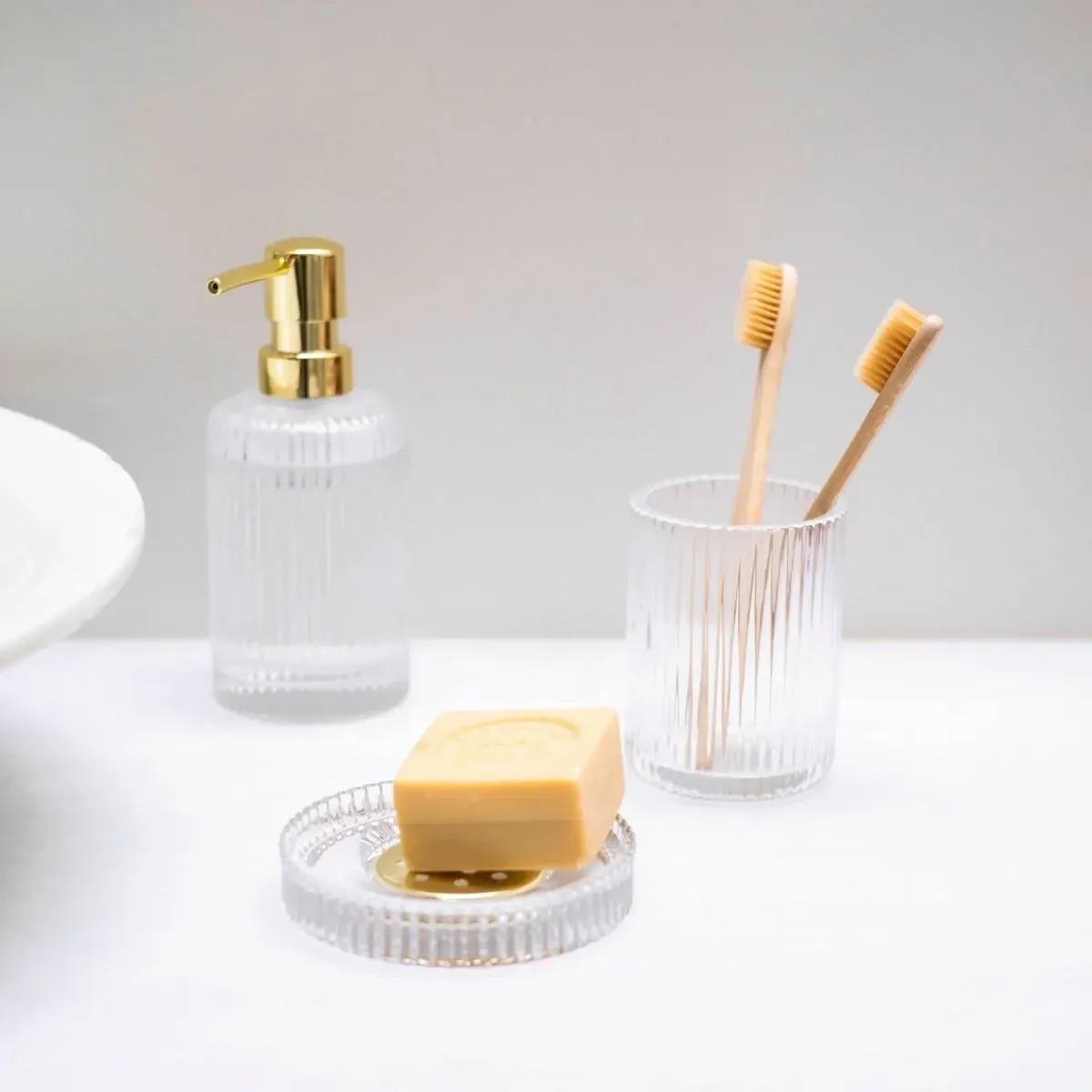 Andrea Toothbrush Holder - Clear (BA69103) product thumbnail 2