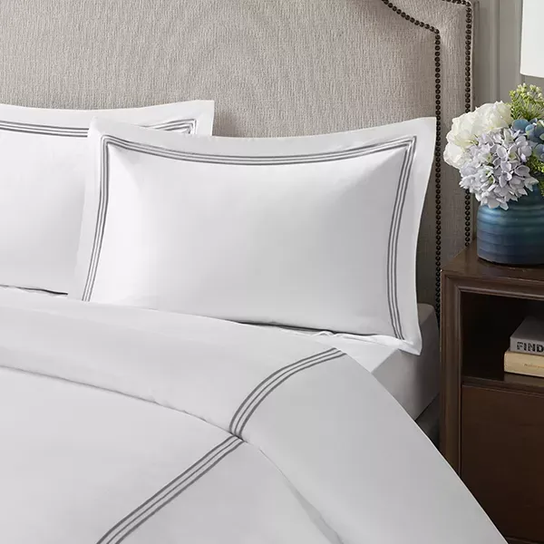 Nova Home Venice Duvet Cover Set - 100% Cotton, 600 Thread Count - Queen - White & Grey product thumbnail 2