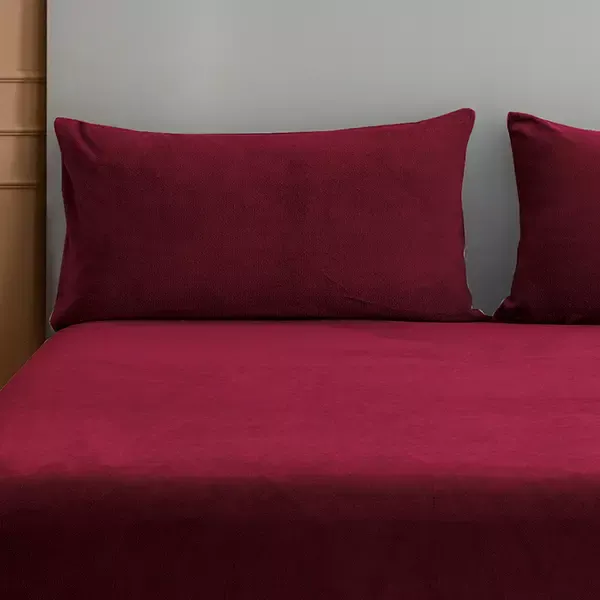 Nova Home WarmFit Winter Microfleece Fitted Sheet Set - Burgandy (Available in Sizes) product thumbnail 2