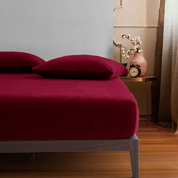 Nova Home WarmFit Winter Microfleece Fitted Sheet Set - King & Super King - 3 Pcs - Burgandy (Available in Sizes) product thumbnail 5